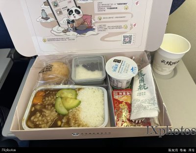 国航747餐食