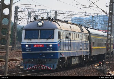 5805