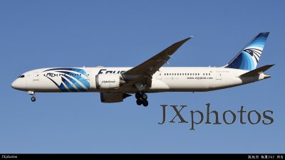 pek埃及航空