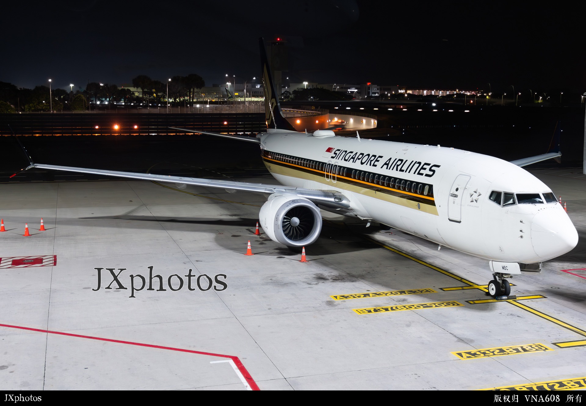 夜间737max8